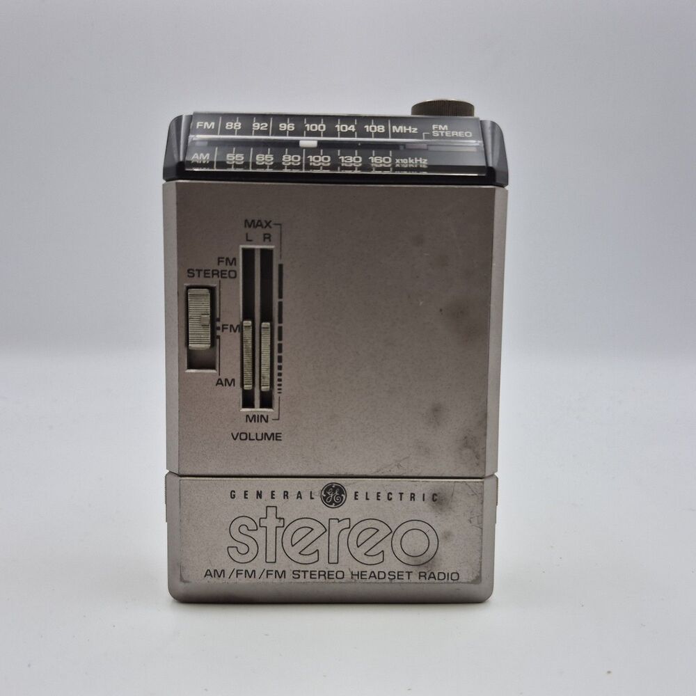 Vintage GE AM/FM/FM Stereo Headset Radio Escape Model 7-1000 B